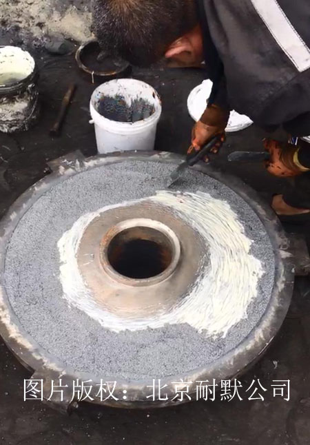 修復渣漿泵材料里有大量的白色顆粒 修復渣漿泵材料里有大量的白色顆粒